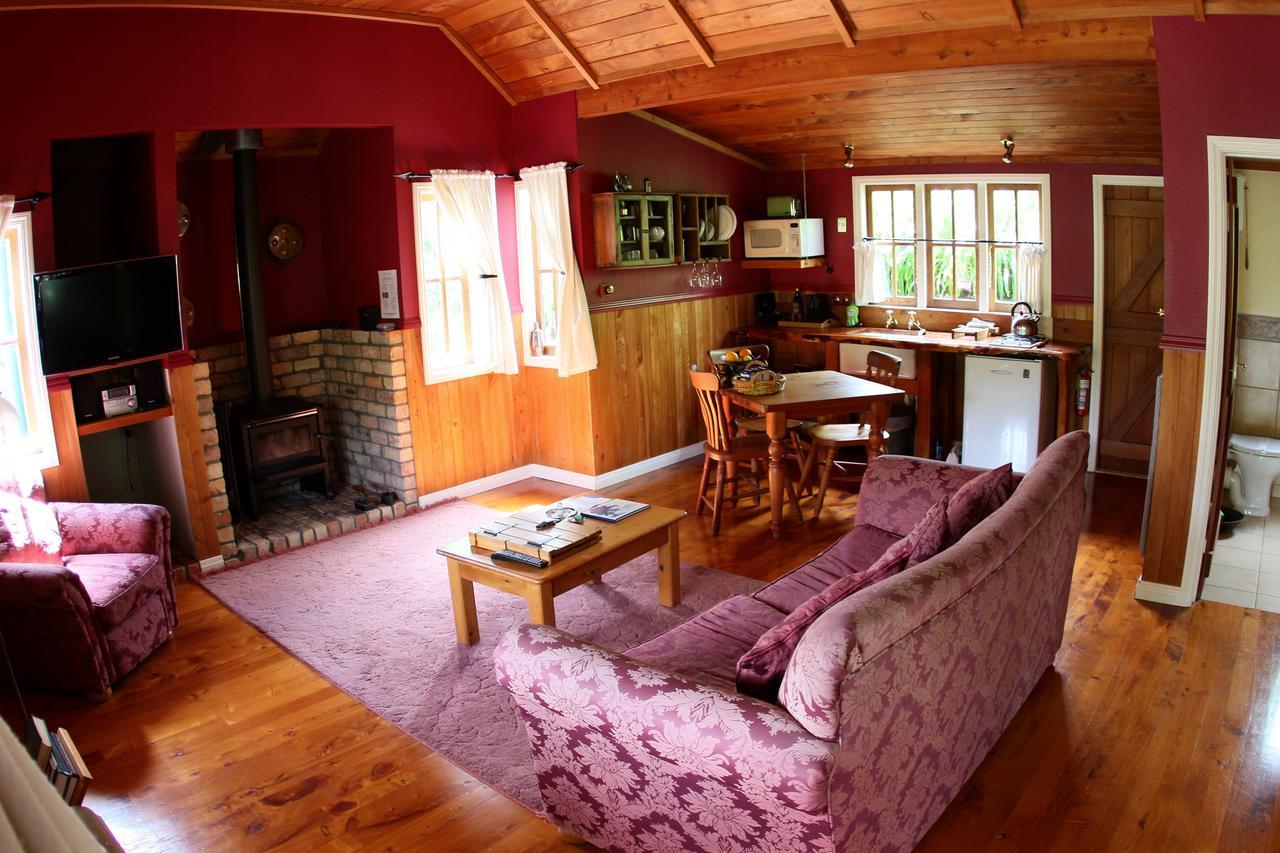 Waimauku Vineyard Cottages - Kumeu מראה חיצוני תמונה