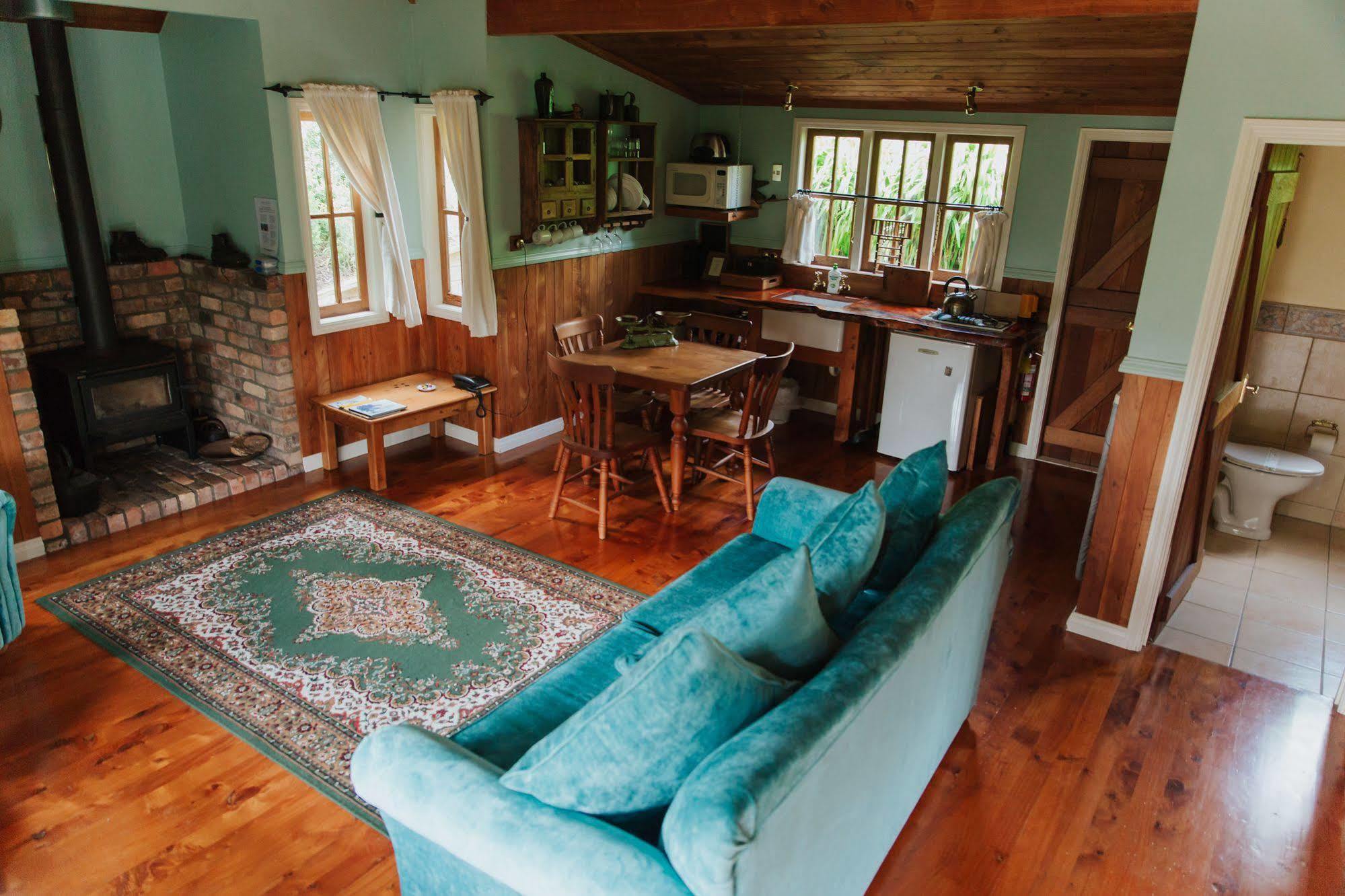 Waimauku Vineyard Cottages - Kumeu מראה חיצוני תמונה